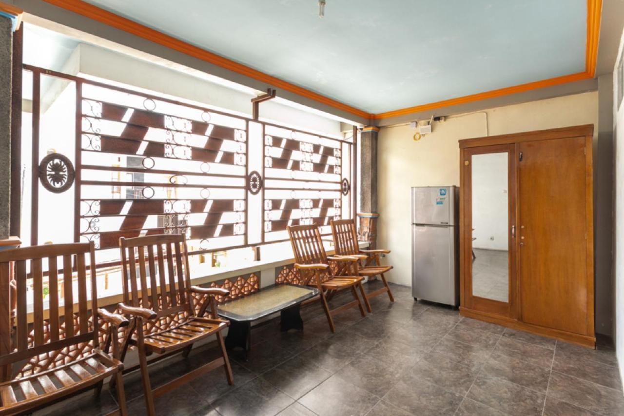 Reddoorz Syariah Near Stadion Manahan Solo 2 Εξωτερικό φωτογραφία