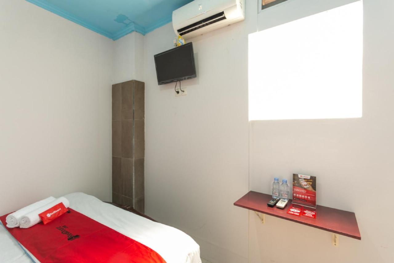 Reddoorz Syariah Near Stadion Manahan Solo 2 Εξωτερικό φωτογραφία